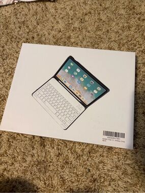 Wireless Keyboard Case for iPad 10 - Gray